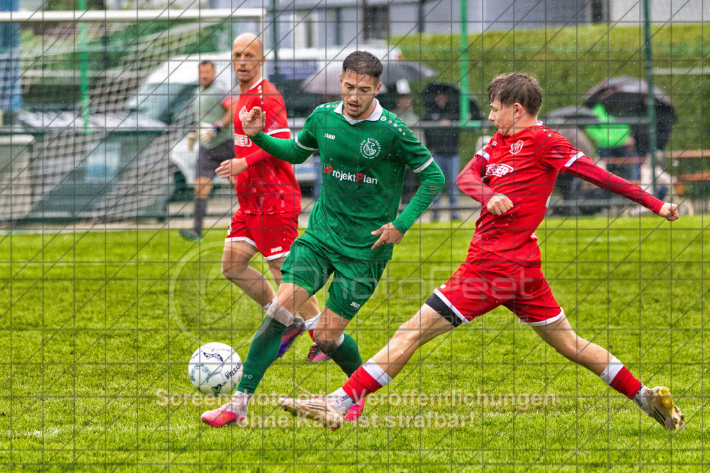 20261011_152053_0054-Bearbeitet_(c)_by_PhotoPeet | #,KSG Eislingen (grün) vs. 1.FC Donzdorf (rot), Fußball, Bezirksliga - Bezirk Neckar/Fils, 07. Spieltag, Saison 2026/2027, Rasensportplatz, Albstraße 69, 73054 Eislingen, 11.10.2026 - 15:00 Uhr,Foto: PhotoPeet / Sport- &amp; Eventfotografie / Peter Harich