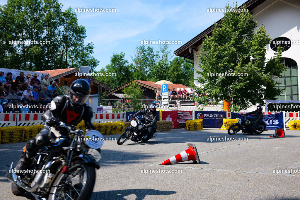 P1014887 | Erleben Sie atemberaubende, hochqualitative Fotos Ihrer Fahrt entlang der malerischen Alpenstraßen. Besuchen Sie alpineshots.com, um professionelle Aufnahmen Ihrer unvergesslichen Reise zu finden und zu kaufen - Realisiert mit Pictrs.com