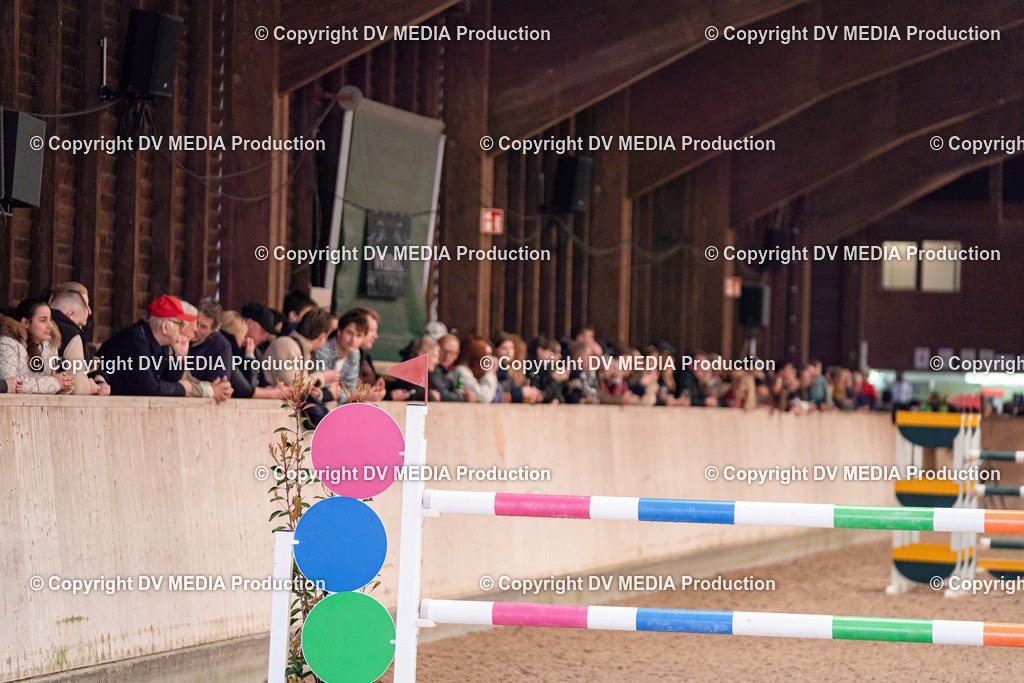 Springen Tag 3-543 | dv-media-shop - Realisiert mit Pictrs.com