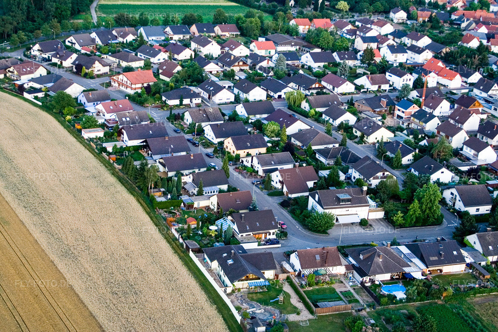 Luftbild: Ringstr in Kuhardt im Bundesland Rheinland-Pfalz in Deutschland. Foto: IMG_3336.jpg vom 04.07.2006 durch Werner Riehm/FLY-FOTO.de