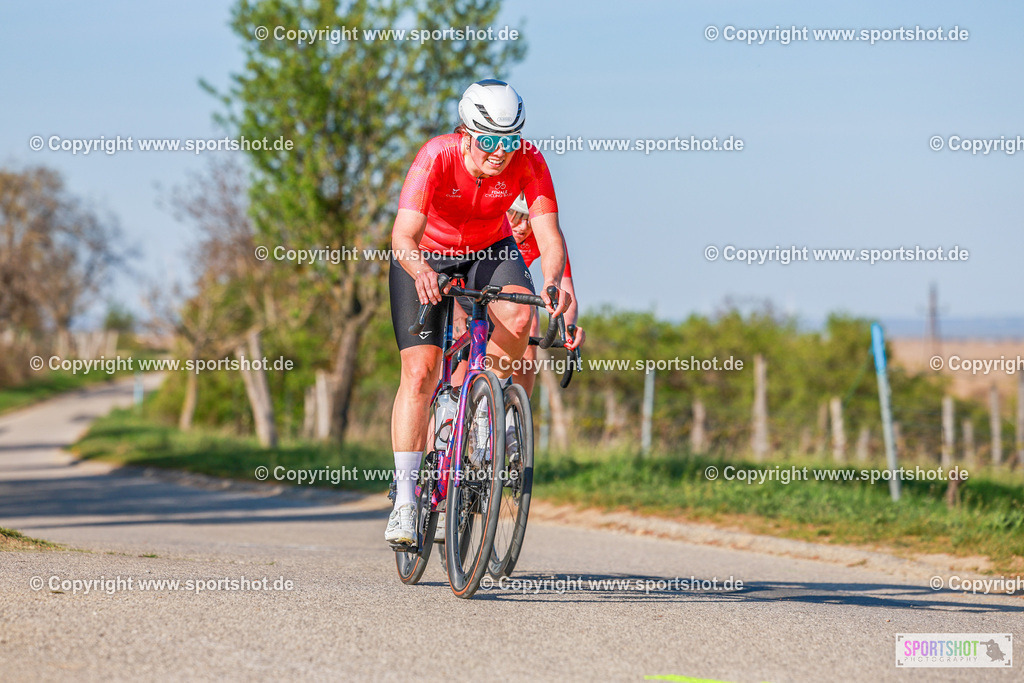 808_AR6_8396 | Neusiedlersee Radmarathon 2026@sportshot_your_pictrs #yourpictures#roadtowm2029 #nrm #neusiedlerseeradmarathon #neusiedlersee #neusiedlerseetourismus #burgenland #mörbisch #nrm26 #burgenlandtourismus #voglundco #poweredbyburgenlandtourismus #radsport #rad #marathon #ucigranfondo #visitburgenland #ucigranfondoworldseries