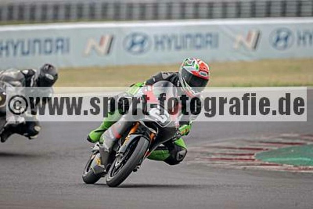 spof7405 | Professionelle Fotos von Sportveranstaltungen, aber auch Hochzeiten und anderen Events. - Realisiert mit Pictrs.com