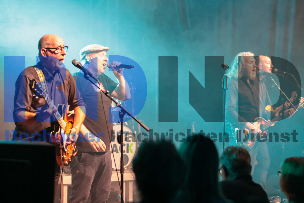 SES_GEBZFR20250828-58 | bond - Realisiert mit Pictrs.com