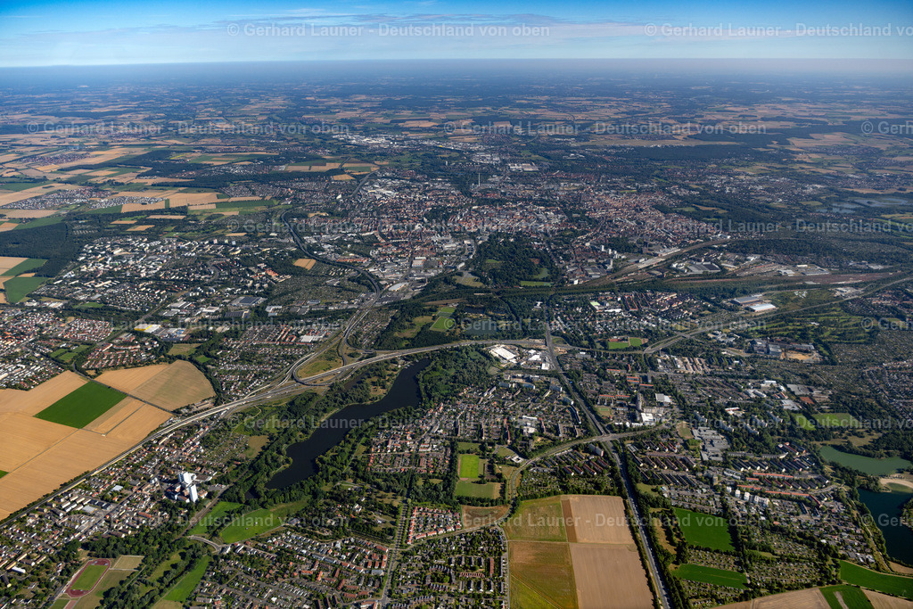 4034851 | BRAUNSCHWEIG 31.07.2020 Stadtansicht vom Innenstadtbereich in Braunschweig im Bundesland Niedersachsen, Deutschland. // City view of the city area of in Braunschweig in the state Lower Saxony, Germany. Foto: Gerhard Launer