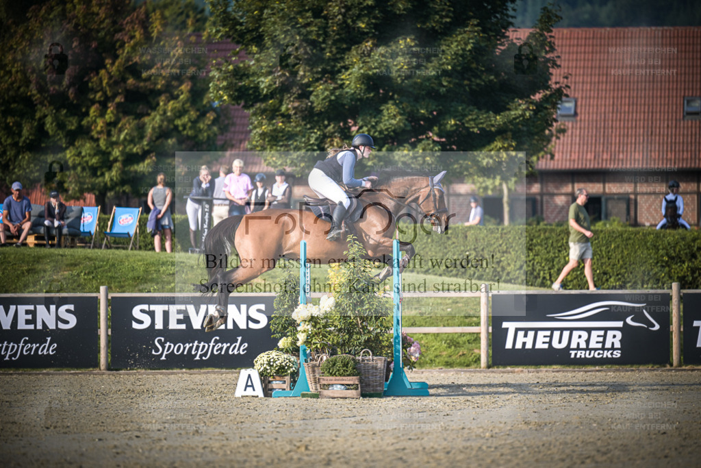 DOS_0677 | Entdecke hochwertige Reitturnierfotos von Foto Oger. Professionell, emotional und authentisch – jetzt Lieblingsmomente im Shop bestellen. - Realisiert mit Pictrs.com