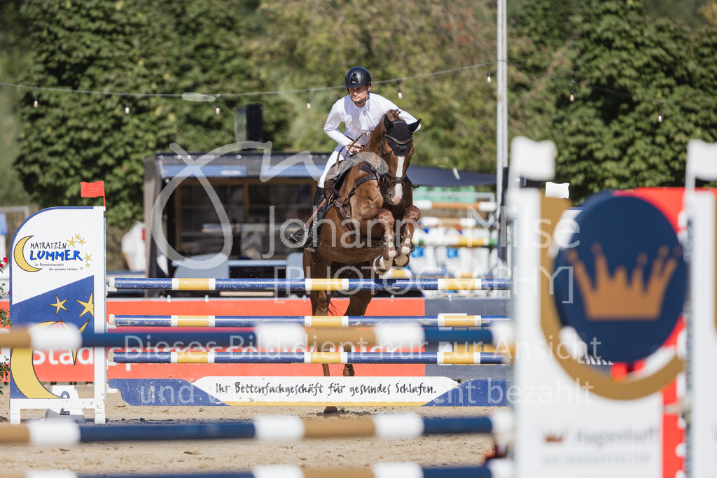 220824_Delbrueck_Stil-M1-257 | Deine schönsten Turniermomente als professionelle Fotos! Entdecke hochwertige Pferdesport-Fotografie im Online-Shop. Jetzt Fotos finden & bestellen!