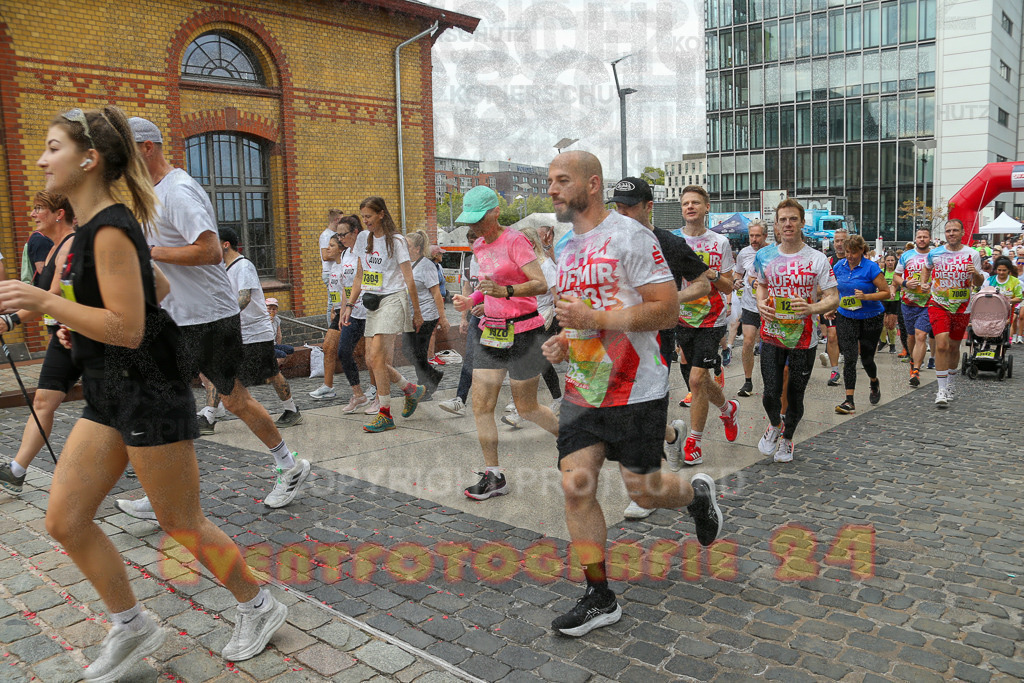 250920_1301_EX1_3812 | Sportfotografie im Rhein-Sieg Kreis, Köln, Bonn, NRW, Rheinland Pfalz, Hessen, etc. Unser Tätigkeitsfeld umfasst den Laufsport vom Volkslauf über den Marathon, Duathlon, Triathon bis zum Ultralauf wie Kölnpfad Ultra oder Schindertrail.
