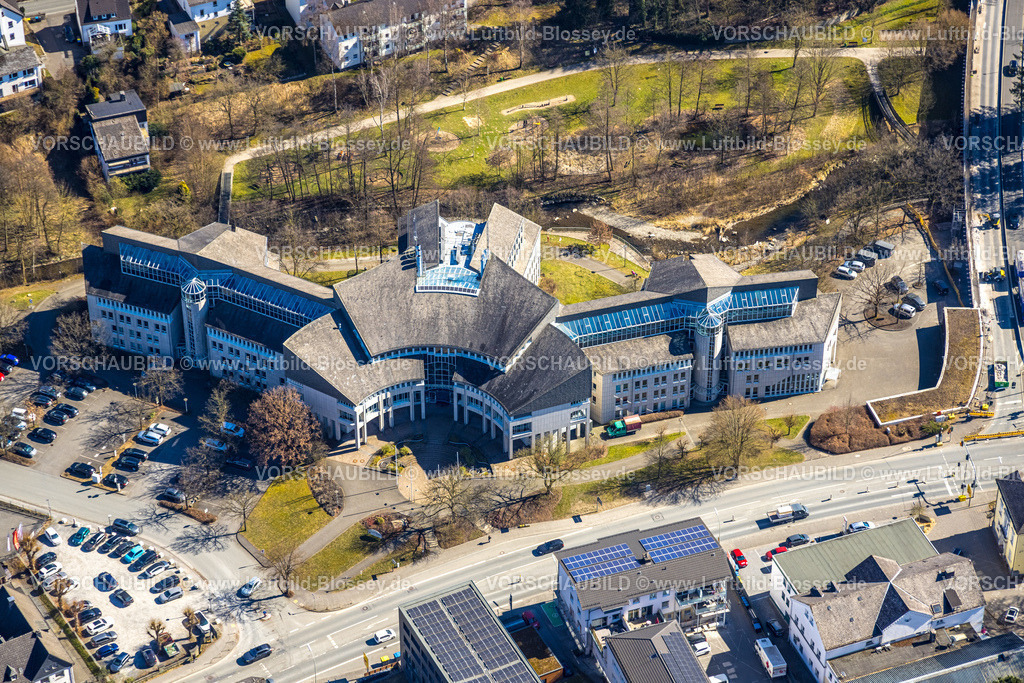 Meschede250304872 | Luftbild, Hochsauerlandkreis Kreishaus Meschede, Meschede-Stadt, Meschede, Sauerland, Nordrhein-Westfalen, Deutschland