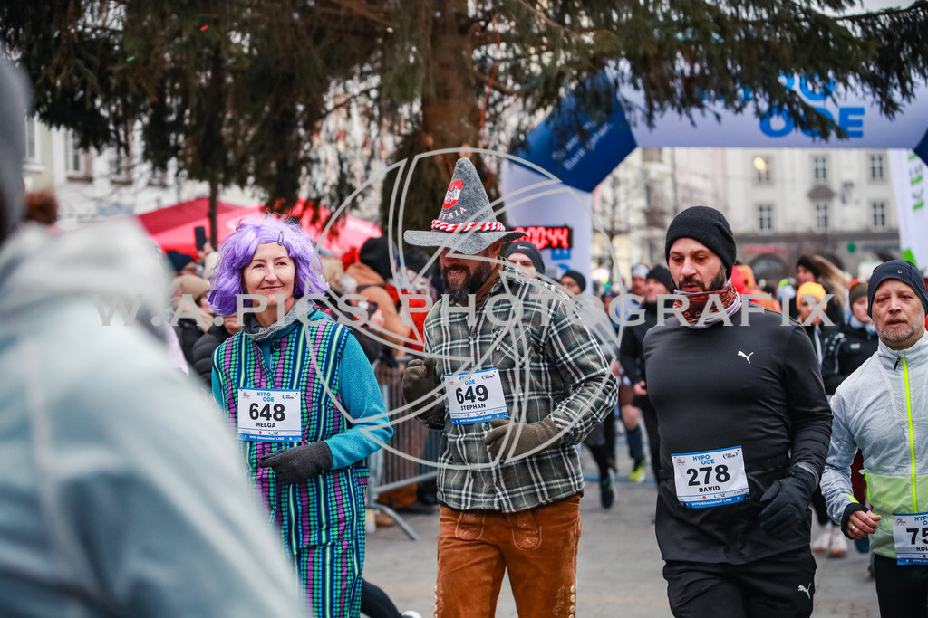 SILVESTERLAUF LINZ 25 | Linz, AUSTRIA, 31. Dezember 25, TRIRUN SILVESTERLAUF LINZ 25 , Image shows: 
Photo: WAPICS / BINDER Manuel