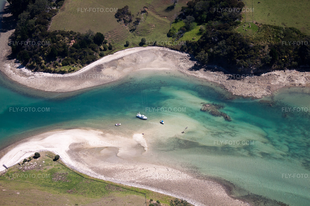 Aerial view: View of the town in Whanganui Island in the state Waikato, New Zealand.Photo: IMG_55695.jpg taken on 01/12/2013 by Werner Riehm/FLY-FOTO.comResolution of the original: 4752 x 3168 px