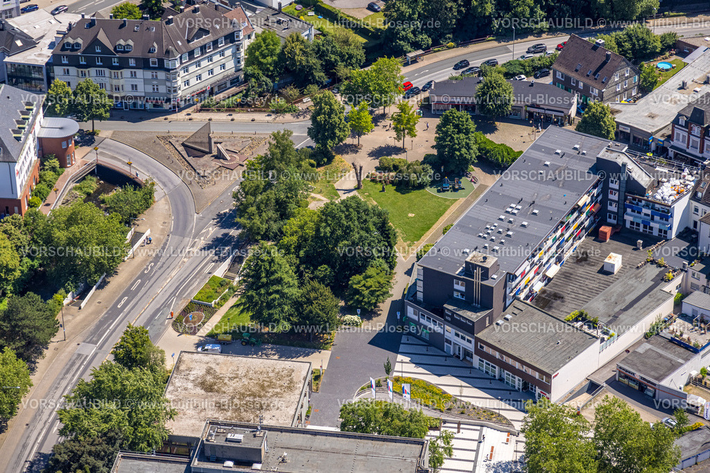 Gevelsberg230709397 | Luftbild, Harfe Skulptur an der Straßenkreuzung Wasserstraße und Mittelstraße, Gevelsberg, Ruhrgebiet, Nordrhein-Westfalen, Deutschland