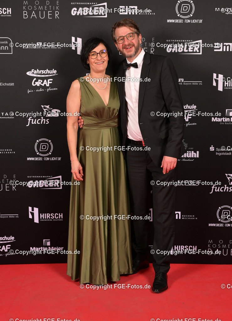 20240113-fge-fotos-0303 | Eröffnungsball der FGE am 13.01.2024 im Alten Stadttheater in Eichstätt. - Realisiert mit Pictrs.com