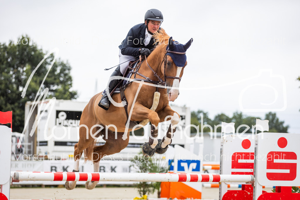BHO-2PhSpr-M-5-2003 | MomenTaufnahmen Pferdesportfotos