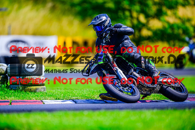 MaZZes_FotoMatrix_240713_6007705_7244 | S3