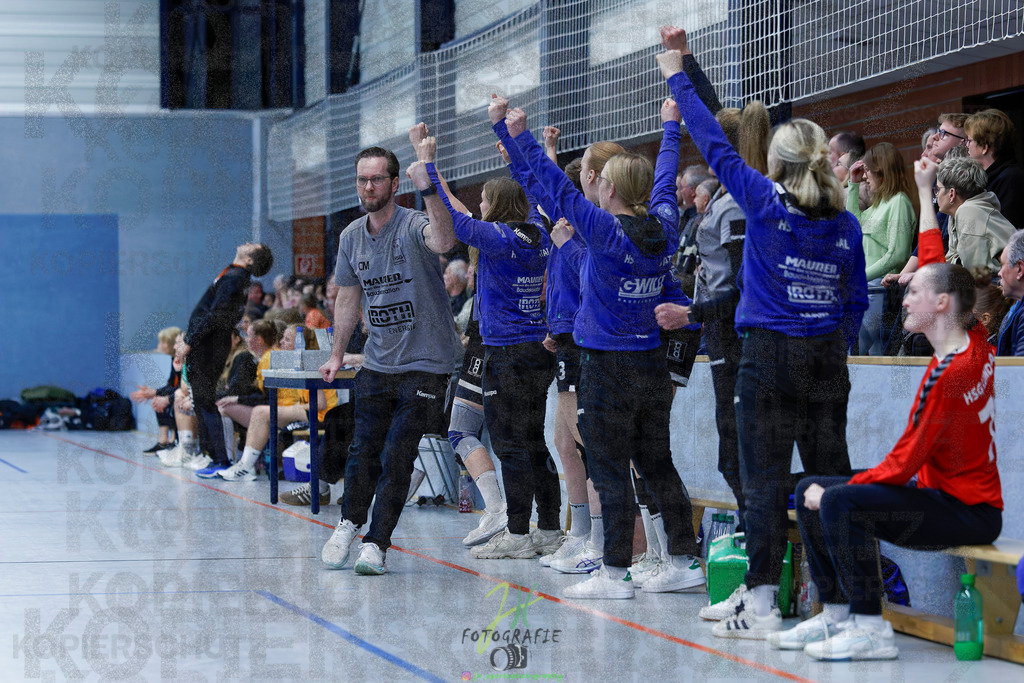 Handball Frauen Oberliga Mitte, HSG Eibelshausen/Ewersbach - HSG Lumdatal | Handball Frauen Oberliga Mitte, HSG Eibelshausen/Ewersbach - HSG Lumdatal am 21.02.2026 in Dietzhölztal-Steinbrücken (Sporthalle am Hammerweiher)Photo © 2026 - Jörg Heinrich - Realisiert mit Pictrs.com