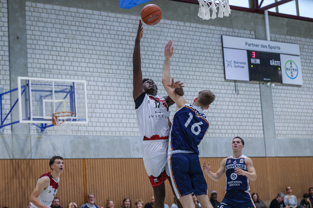 NBBL BAYER GIANTS vs Rostock Seawolves-71 | Fotos von Basketballspielen aus dem Raum NRW fotografiert von Gero Mueller-Laschet und Daniel Schaefer - Realisiert mit Pictrs.com