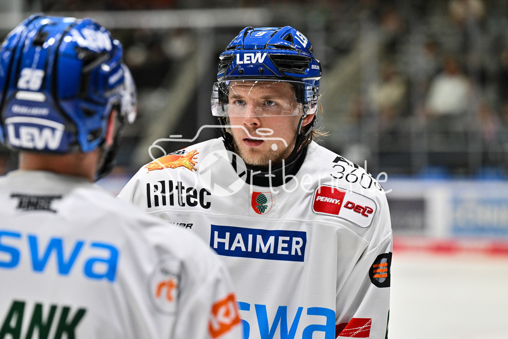 Augsburger Panther - Moser Medical Graz99ers | im Bild Moritz WIRTH (Augsburger Panther 9) / Testspiel: Augsburger Panther - Moser Medical Graz99ers; Curt Frenzel Stadion am 31.08.2025