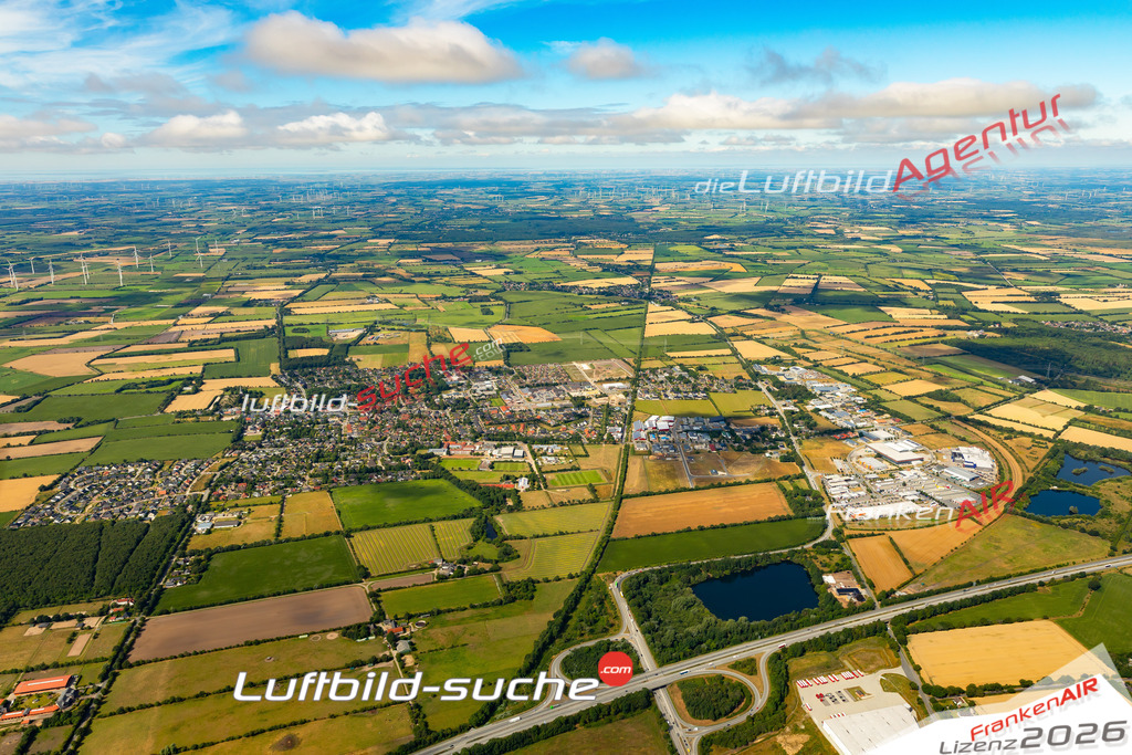 Das Luftbild der Stadt Handewitt wurde 2022 vom Flugzeug heraus erstellt (keine Drohnen-Aufnahmen) Aufnahmehöhe ca.450 Meter- hohe Bildauflösung und Druck-Qualität. Garantiert!