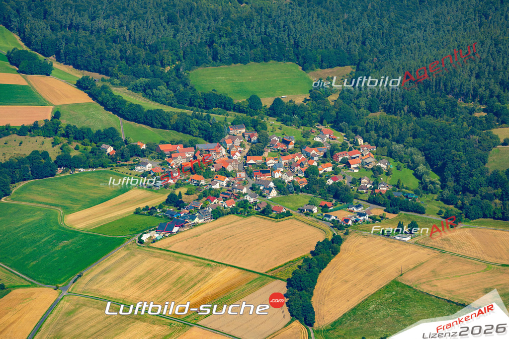 Schöne Luftaufnahme als Geschenk in Heina Morschen - Die Luftbildaufnahme wurde 2025 vom UL-Flugzeug heraus erstellt ( keine Drohne ) - Hochauflösende Luftaufnahme -Nicht vergleichbar mit Google Maps oder Satelittenbilder- Die Geschenkidee !Mit Lizenz und Bildrechte bestellbar