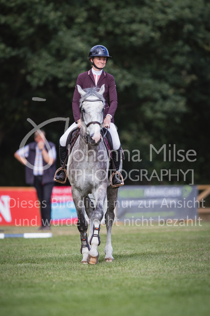 220715_LC_Youngster-S-642 | Deine schönsten Turniermomente als professionelle Fotos! Entdecke hochwertige Pferdesport-Fotografie im Online-Shop. Jetzt Fotos finden & bestellen!