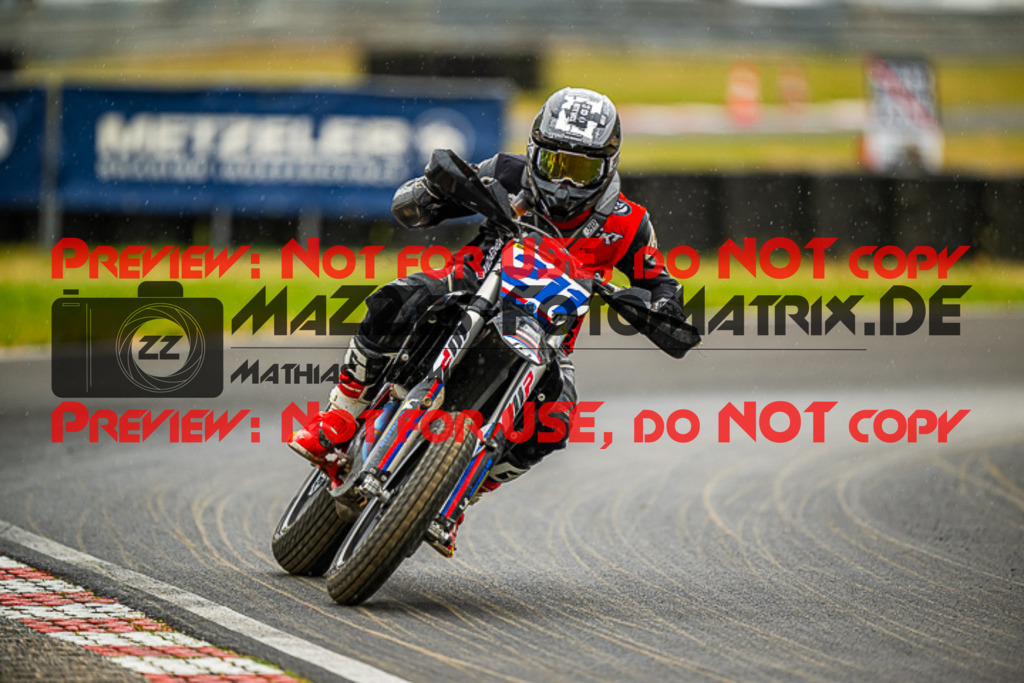 MaZZes_FotoMatrix_230701_2094 | S4