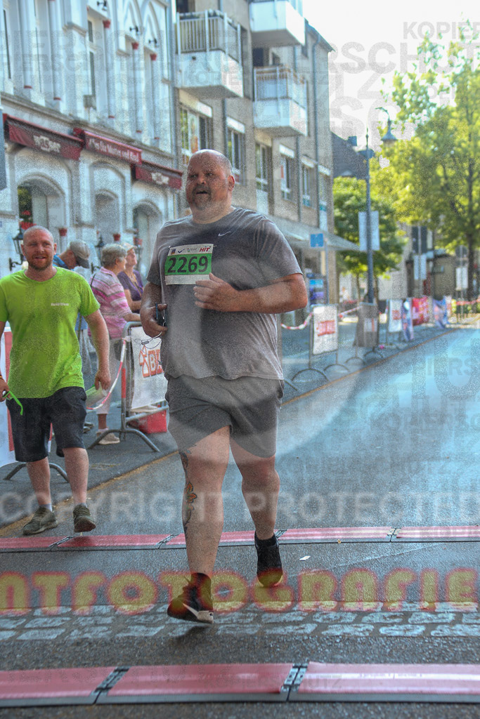 230624_1744_EX1_8928 | Sportfotografie im Rhein-Sieg Kreis, Köln, Bonn, NRW, Rheinland Pfalz, Hessen, etc. Unser Tätigkeitsfeld umfasst den Laufsport vom Volkslauf über den Marathon, Duathlon, Triathon bis zum Ultralauf wie Kölnpfad Ultra oder Schindertrail.