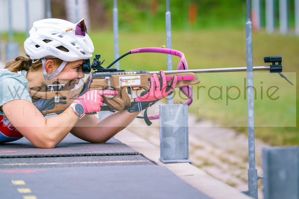 LAPUA Cup Oberhof | werk2-photographie oder werk2 ist ein Fotograf in 98724 Neuhaus am Rennweg (Neuhaus/Rwg.) Thüringen für Eventfotografie, Hochzeiten, Sportereignisse oder Sportevents und ist auch mal für den FineArt-Print unterwegs auf der Suche nach dem besten Licht.
