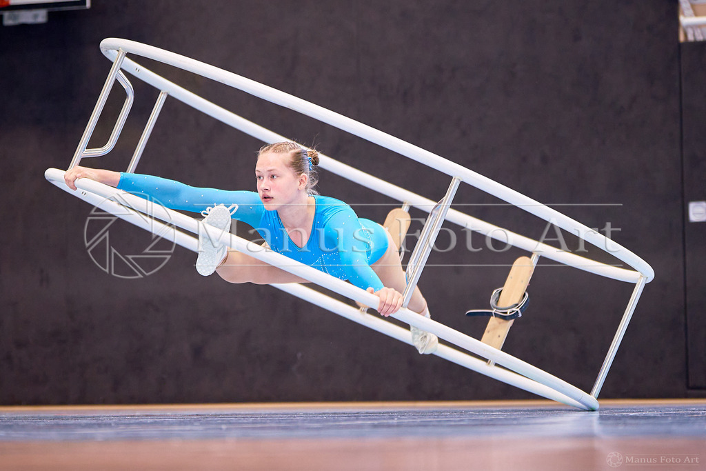 C-DSC01922 | Professionelle Sportfotografie in Hamburg, Schleswig-Holstein und Niedersachsen – spezialisiert auf Rhönrad, Geräteturnen, Leistungsturnen und rhythmische Sportgymnastik. Bundesweite Begleitung von Rhönrad-Events. Jetzt Sport-Fotos - Realisiert mit Pictrs.com