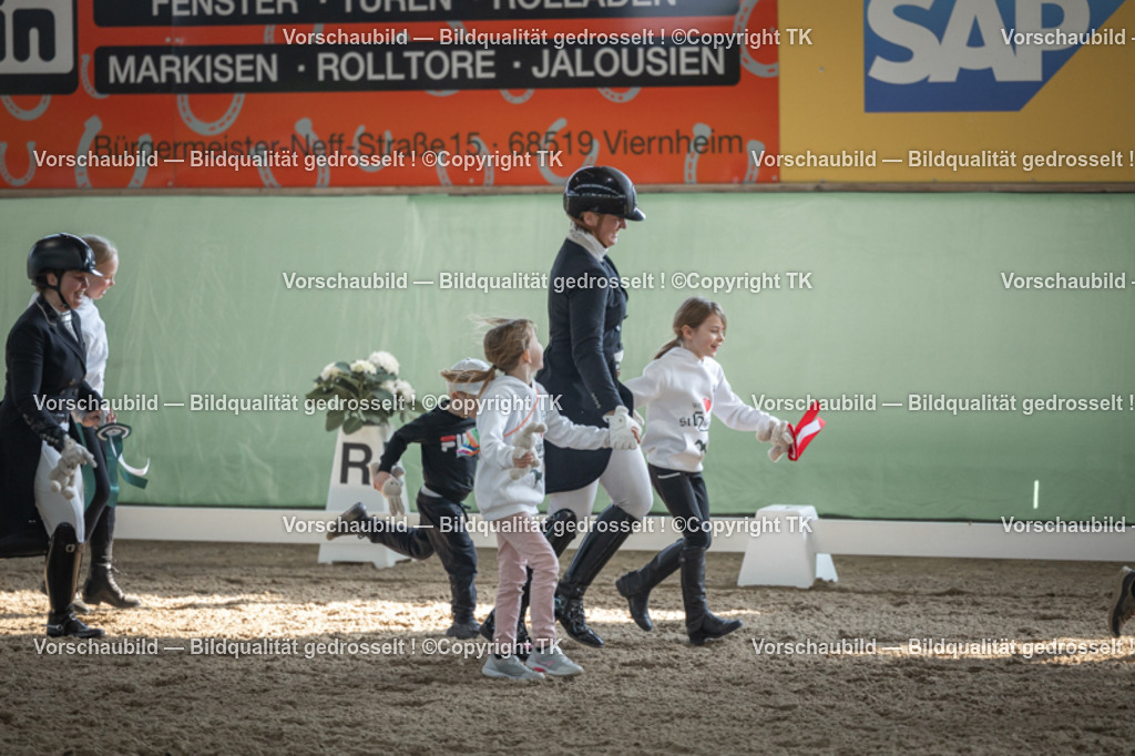 _D5A0215 | Emotionale Pferde- & People-Fotografie rund um Heidelberg, Leimen & Umgebung. Natürliche Fotos von Pferd, Mensch & Familie. Jetzt Termin sichern!