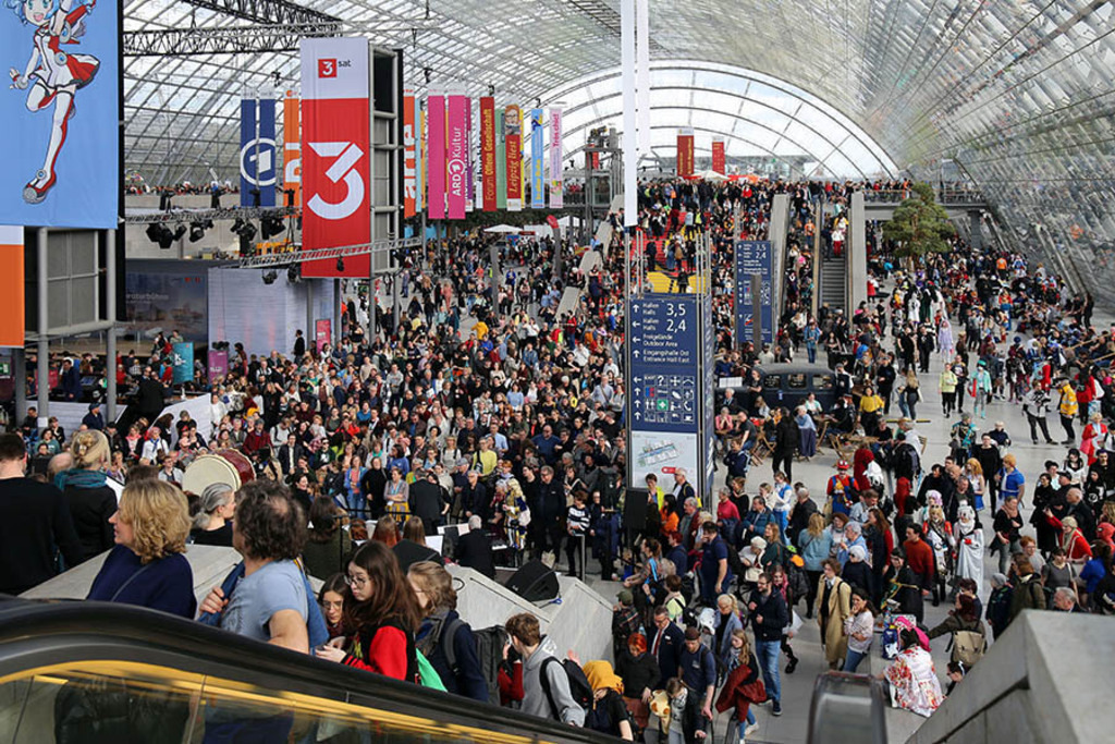 Foto: Leipzig - Leipziger Messe | Das Team hinter BILDLEXIKON LEIPZIG bündelt historische wie aktuelle Informationen über die Stadt Leipzig in Text und Bild auf einer Plattform und stellt diese der interessierten Öffentlichkeit zur Verfügung.