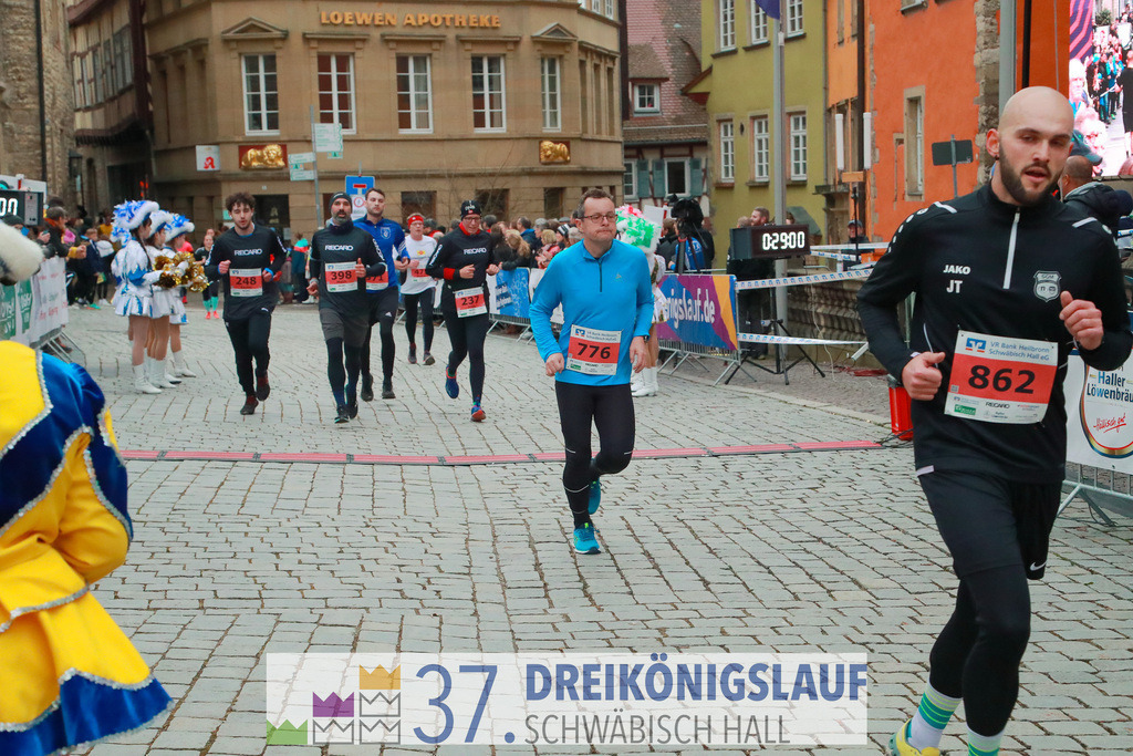 VR Bank Hauptlauf 10000m | 3 Koenigslauf 2023 - Realisiert mit Pictrs.com