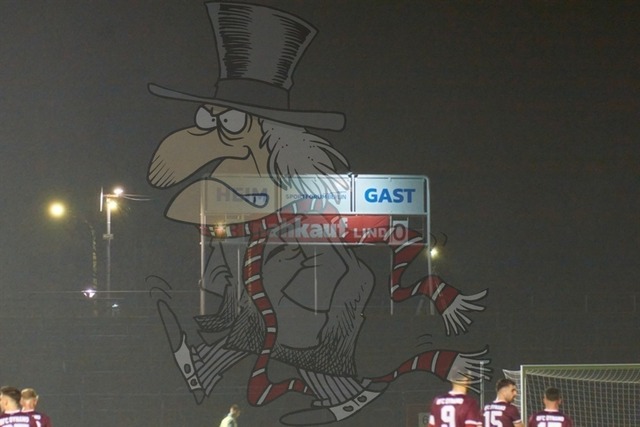 BFC Dynamo vs. FC Viktoria 89 056 | mythos-online-redaktion