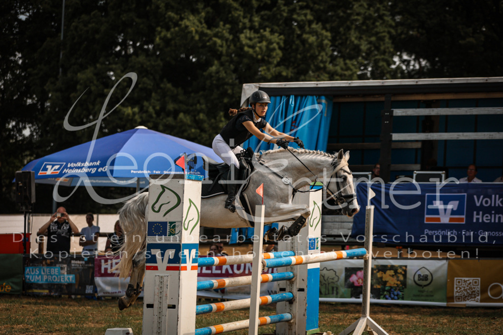 25.SaSpL00278 | Leoni Ertmer Photography - Realisiert mit Pictrs.com