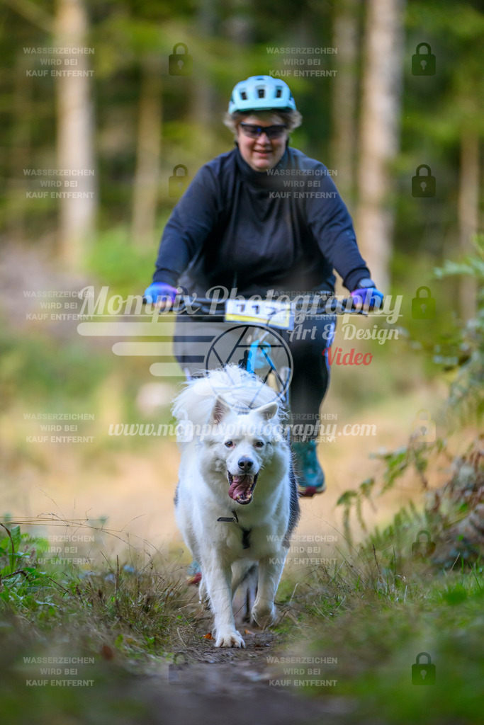 MompixPhotography_Yens2025_B3-42 | PayLife