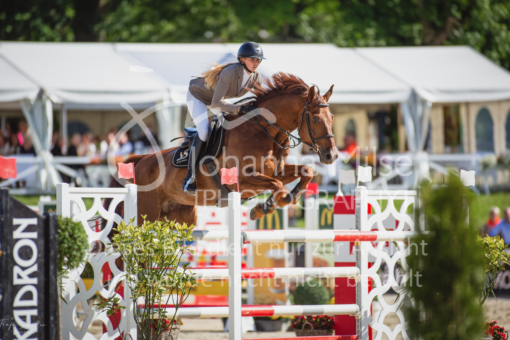 230730_BHO_GrosserPreis_FS_717 | Deine schönsten Turniermomente als professionelle Fotos! Entdecke hochwertige Pferdesport-Fotografie im Online-Shop. Jetzt Fotos finden & bestellen!