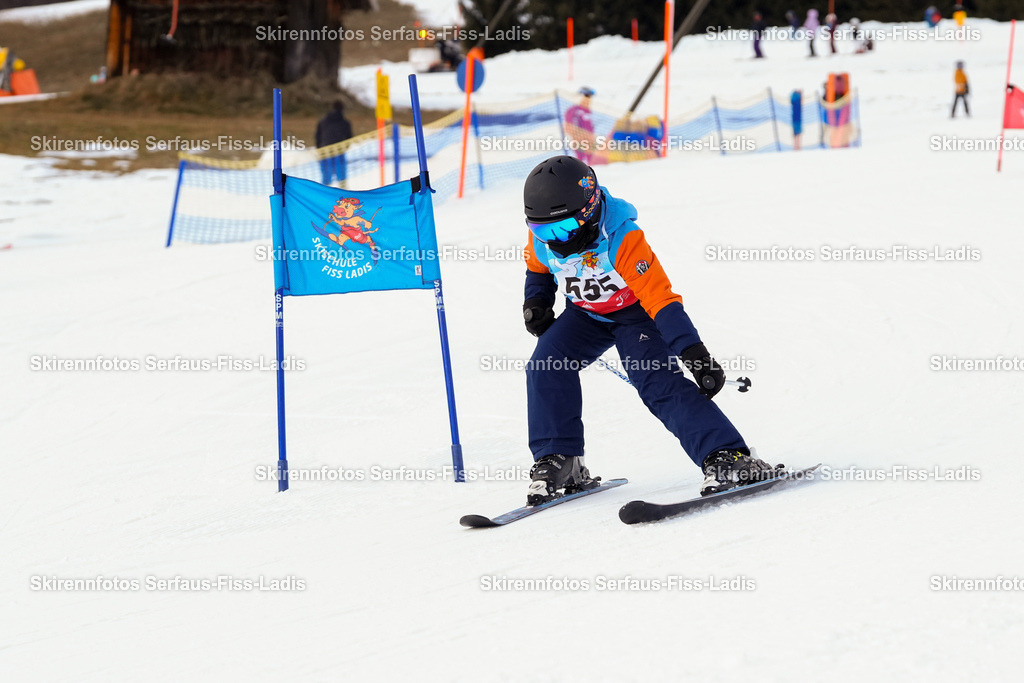 SRF_02.01.2026_0969 | Skirennfotos,Serfaus,Fiss,Ladis,Kinderskirennen,Winter,Tirol,Oberland,skirace,SFL,feelfree,weil wir's genießen,ski,Ski,skifahren,Sonnenplateau, - Realisiert mit Pictrs.com