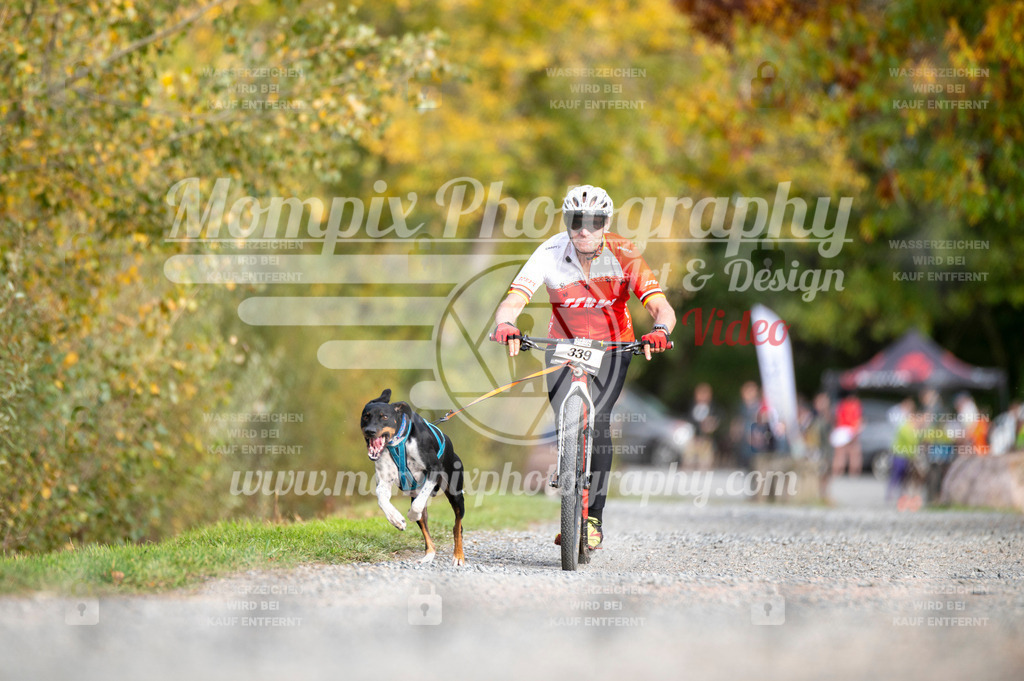 TSB_2023_E2_DS1-15 | mompixphotography