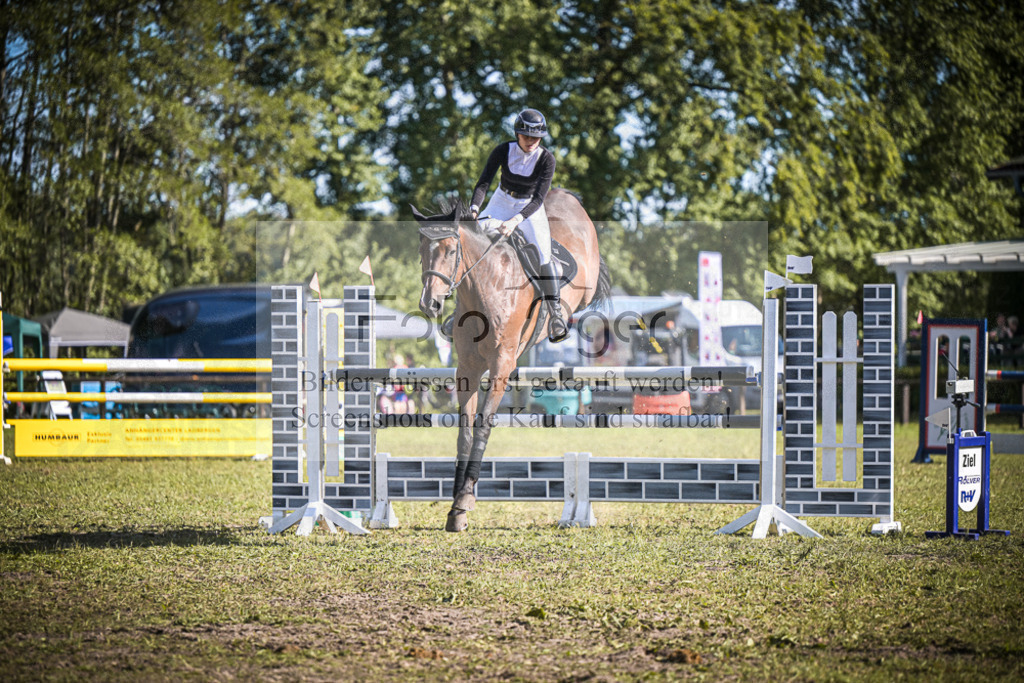DOS_0982 | Entdecke hochwertige Reitturnierfotos von Foto Oger. Professionell, emotional und authentisch – jetzt Lieblingsmomente im Shop bestellen.Deutschlandweite Turnierfotografie. - Realisiert mit Pictrs.com