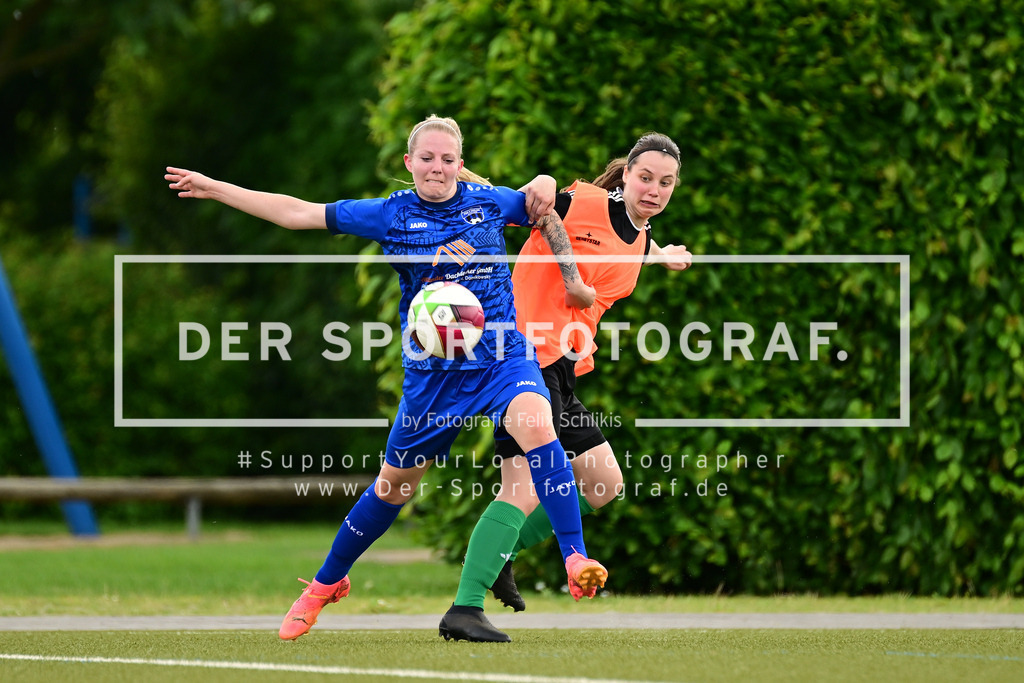 Fußball I Frauen I Saison 2024-2025 I Bezirksliga I 22. Spieltag I FSG 3 Meilen Altes Land - VfL Wingst I 042478 | Der Sportfotograf. - Realisiert mit Pictrs.com