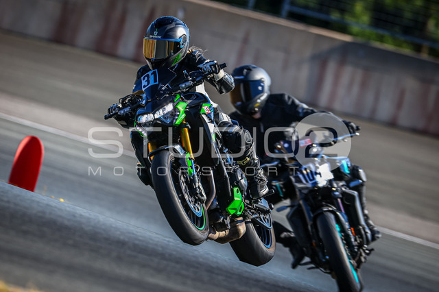 0031-260814BB-011_31 | Deine Full-Service-Agentur für ✔️Videoproduktionen und ✔️Motorsportfotografie Jetzt Angebot anfragen!
