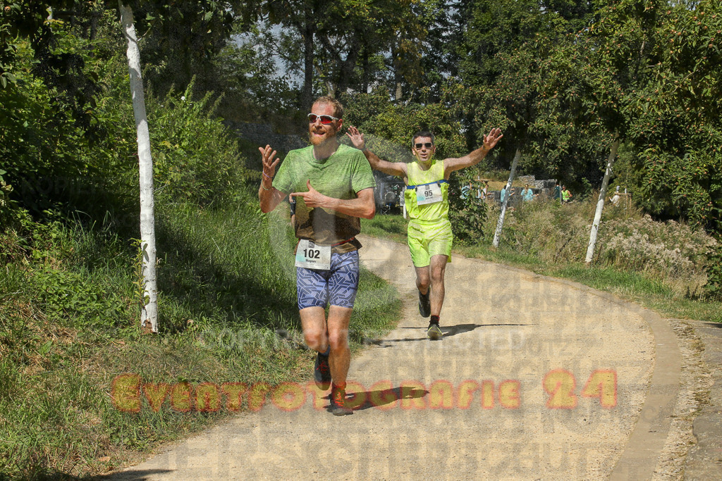 250824_1233_EX1_9702 | Sportfotografie im Rhein-Sieg Kreis, Köln, Bonn, NRW, Rheinland Pfalz, Hessen, etc. Unser Tätigkeitsfeld umfasst den Laufsport vom Volkslauf über den Marathon, Duathlon, Triathon bis zum Ultralauf wie Kölnpfad Ultra oder Schindertrail.