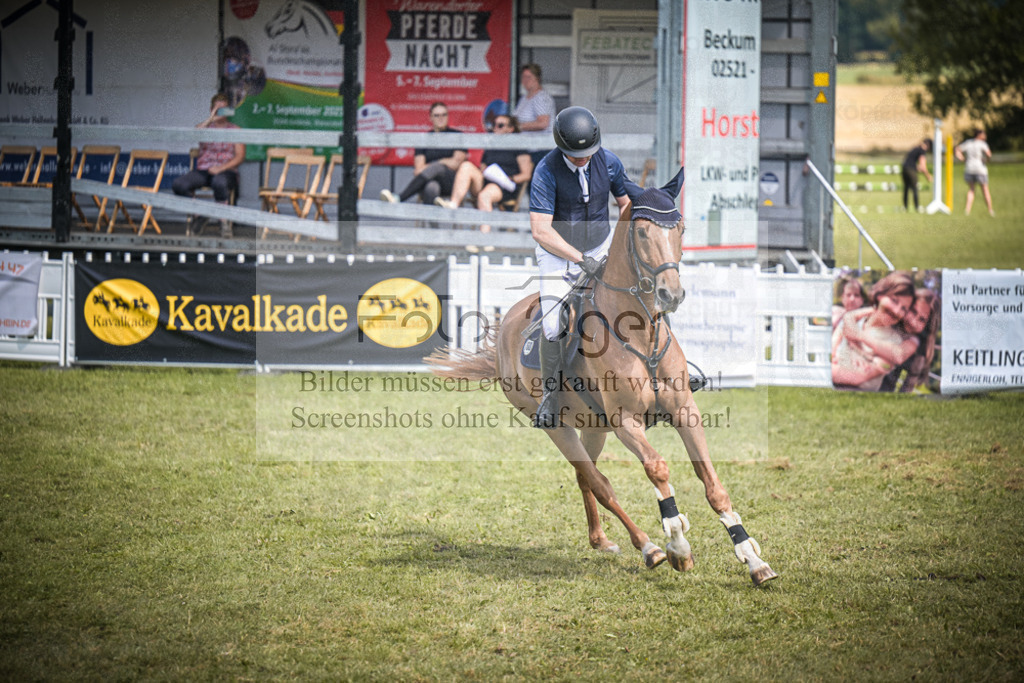 DOS_6310 | Entdecke hochwertige Reitturnierfotos von Foto Oger. Professionell, emotional und authentisch – jetzt Lieblingsmomente im Shop bestellen.Deutschlandweite Turnierfotografie. - Realisiert mit Pictrs.com