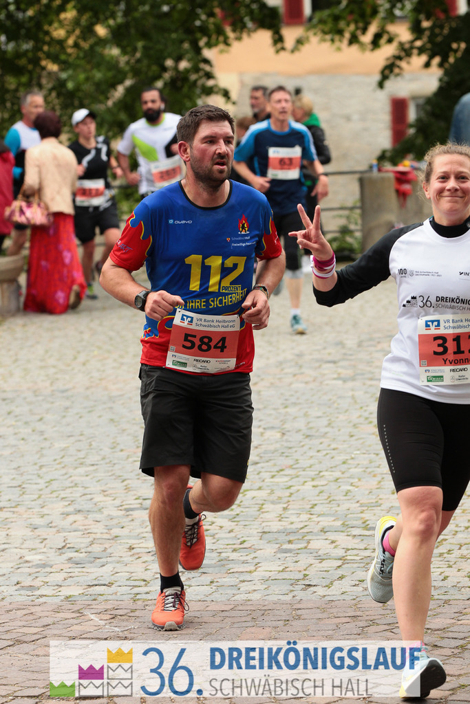 VR Bank Hauptlauf 10km | 3königslauf 2022 VR Bank Hauptlauf - Realisiert mit Pictrs.com