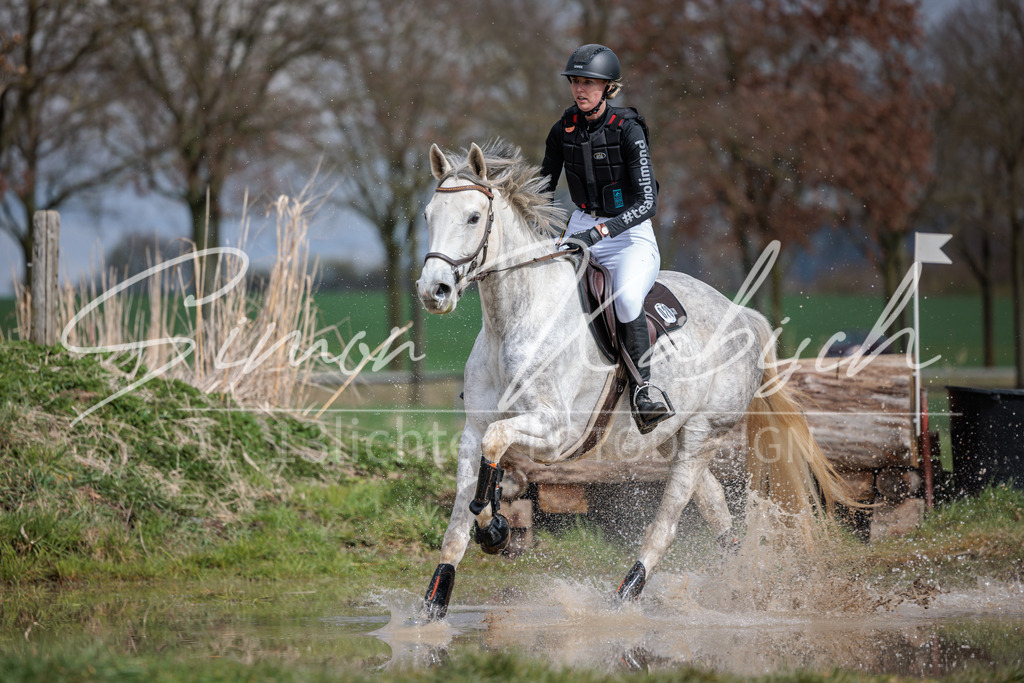 20260329-_3LI5159 | Tierfotografie Pferde, Hunde, Katzen, Haustiere.
Turnierfotografie Reitturniere, Reiten, Springreiten, Dressur in Hanau, dem Main-Kinzig-Kreis und dem Rhein-Main- Gebiet um Frankfurt