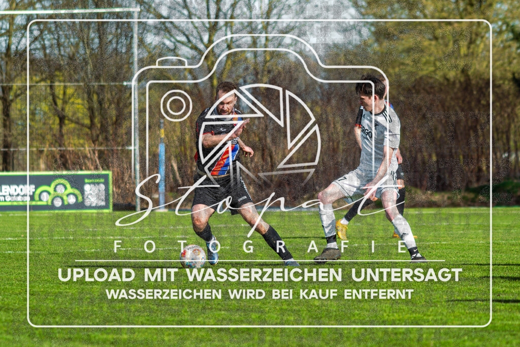 FGFS-LEN-1000 | Niklas Oettlinger (Eintracht Leinetal #15) beim Herren Kreisliga HK Spiel zwischen FG Fulde-Stellichte und Eintracht Leinetal im Fulder Zentralstadion, Fulde (Simon Paul Stopat) - Realisiert mit Pictrs.com