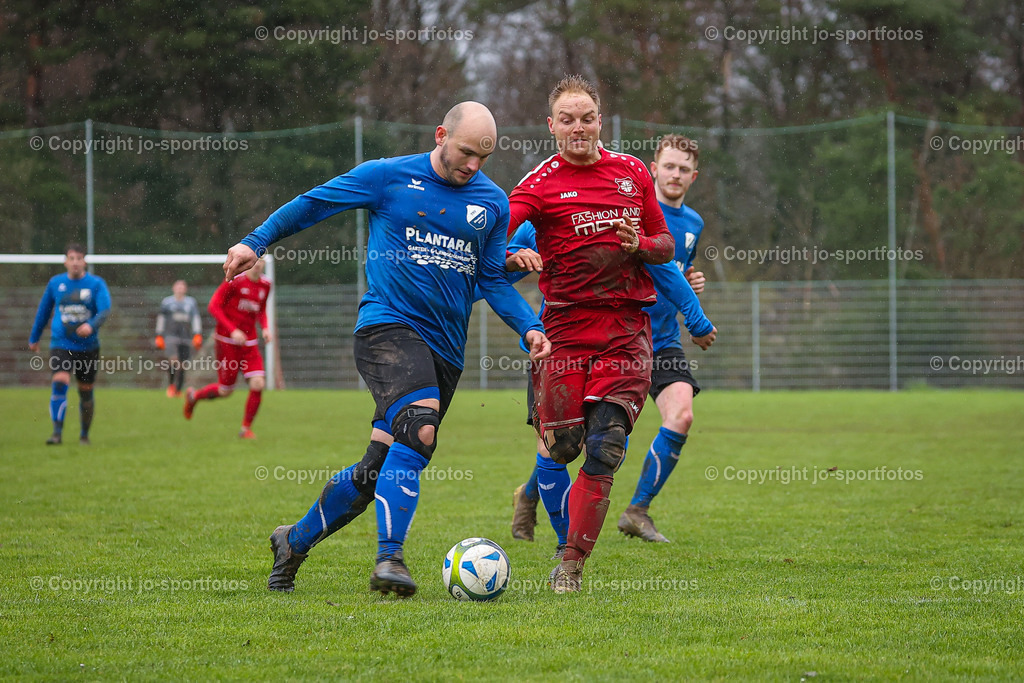 BQ3I6408 | 15.04.2023; kreisliga A Wetzlar; Rasenplatz Niederlemp; SpVgg Lemp - TSV Blasbach; Ergebnis: 0:1 (0:0)