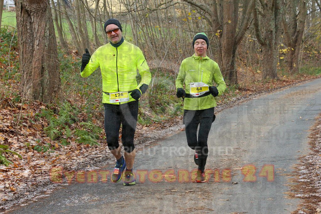 221211_1149_EX1_5311 | Sportfotografie im Rhein-Sieg Kreis, Köln, Bonn, NRW, Rheinland Pfalz, Hessen, etc. Unser Tätigkeitsfeld umfasst den Laufsport vom Volkslauf über den Marathon, Duathlon, Triathon bis zum Ultralauf wie Kölnpfad Ultra oder Schindertrail.
