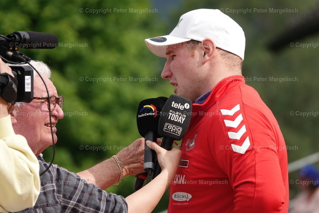 DSC04221 | Schwingen - Realisiert mit Pictrs.com