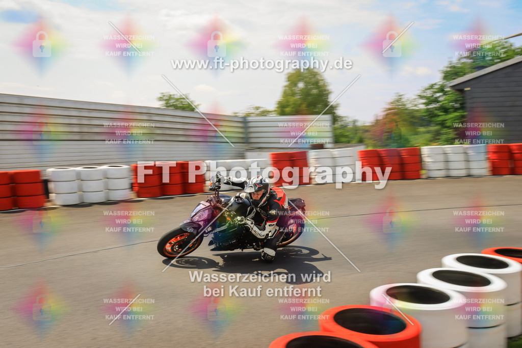 _DSK2757 | Hier findet Ihr Bilder von Touristenfahrten auf der Nürburgring Nordschleife oder von anderen Veranstaltungen die ich besucht habe. Viel Spass beim Durch Schauen 