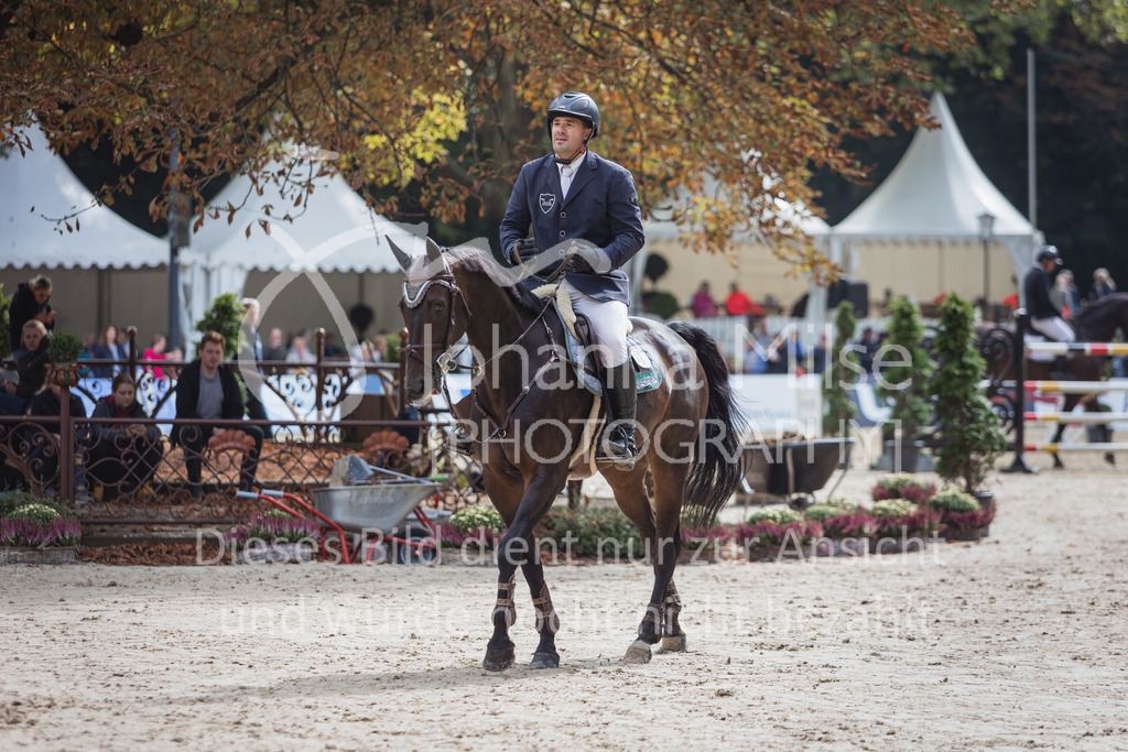 220911_OWLCh_GroßerPreis-517 | Deine schönsten Turniermomente als professionelle Fotos! Entdecke hochwertige Pferdesport-Fotografie im Online-Shop. Jetzt Fotos finden & bestellen!